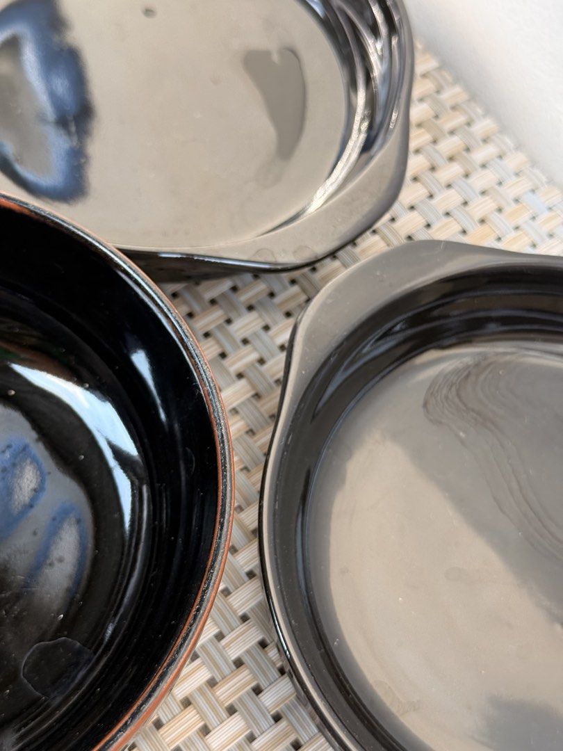 UK Unbranded Black Ceramic (Category: Bakeware) located in Bulacan. Submitted by fancy.surplusera (Listing ID 1430812697, Image 2). Description: This vintage collectible item is a black ceramic dish featuring handles, likely from the Poole Pottery England Galaxy Living Glaze collection based on its distinctive dark, glossy finish. Condition: 9/10 Size: Price sild per piece .