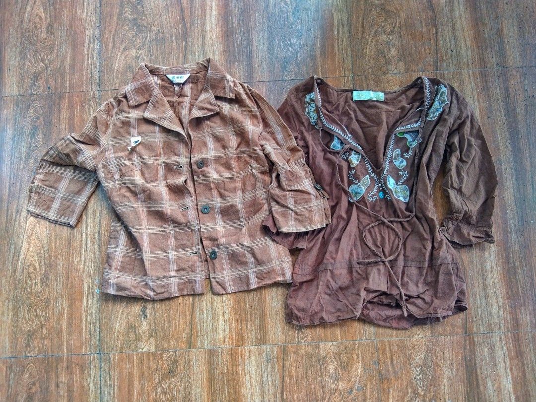 Vintage Plain and Embroidered Top 2 for 89 (Category: Blouses) located in Passi. Submitted by mayaukayfinds (Listing ID 1430929981, Image 1). Description: 2 for 89.