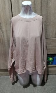 (Category: ) located in . Submitted by thriftersthrift (Listing ID 1430904726, Image 1). Description: .