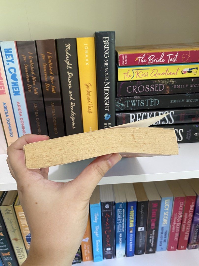 Where the Crawdads Sing by Delia Owens (Category: Storybooks) located in Paranaque City. Submitted by nicstdln (Listing ID 1430863854, Image 3). Description: RFS: Decluttering bought it on Fully booked Location: Parañaque MetroManila Payment: Maya/ UB.