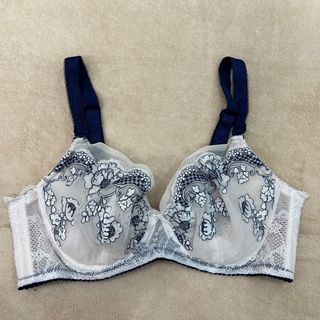 (Category: ) located in . Submitted by hyreloved (Listing ID 1430840847, Image 1). Description: .