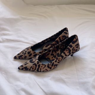 (Category: ) located in . Submitted by ruesellsph (Listing ID 1430843704, Image 1). Description: .