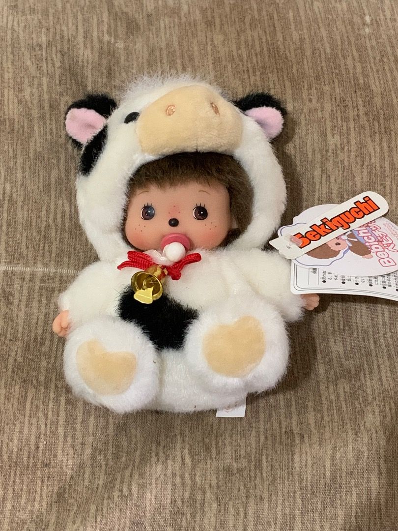 Zodiac Cow Bebichhichi 35cm (Category: Plushies & Soft Toys) located in Lucena. Submitted by goldenforest_a09701 (Listing ID 1430812766, Image 1). Description: you can make an offer. I badly need funds for my cats operation.