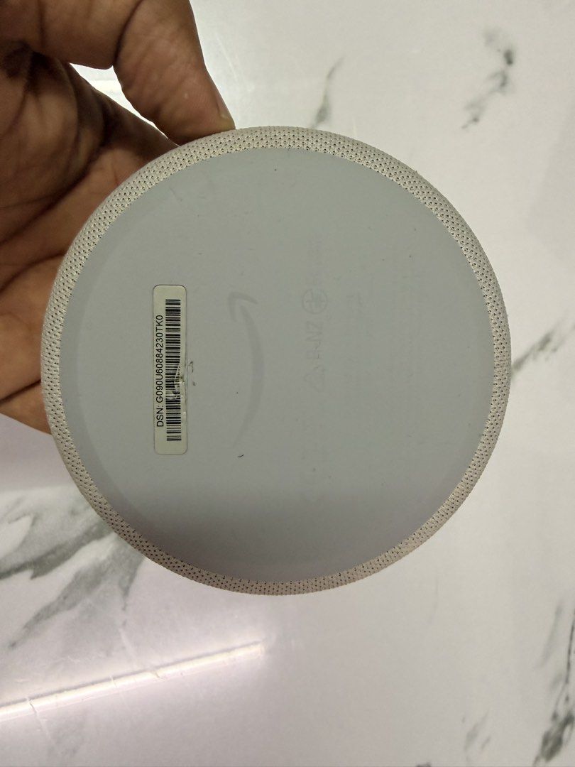 Amazon Echo Dot (3rd Generation) smart speaker (Category: Entertainment Systems & Smart Home Devices) located in Kuala Lumpur. Submitted by julian_balogh (Listing ID 1431166721, Image 2). Description: Amazon Echo Dot (3rd Generation) smart speaker Still in very good working condition Tested Only speaker itself. No adaptor or accessories..