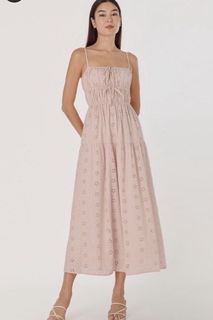 (Category: ) located in . Submitted by aele_closet (Listing ID 1427359500, Image 1). Description: .