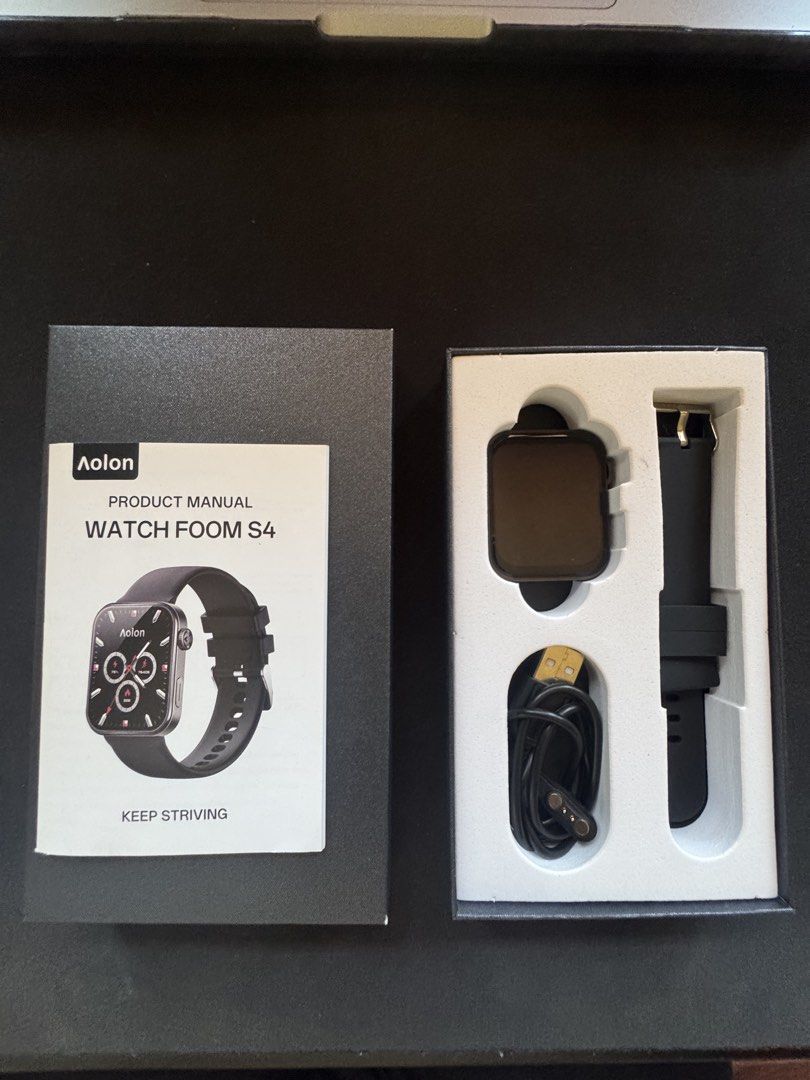Aolon Watch Foom S4 Smartwatch (Category: Wearables & Smart Watches) located in Manila. Submitted by bryanj26977 (Listing ID 1431029789, Image 3). Description: Aolon Watch Foom S4 smartwatch with HD screen. Features include HD Bluetooth calls, blood oxygen saturation, IP67 waterproof, sleep monitoring, 24-hour heart rate monitoring, and 100+ sports modes. Comes with a charging cable and user manual. RFS: was a gift to me but i dont really use sma