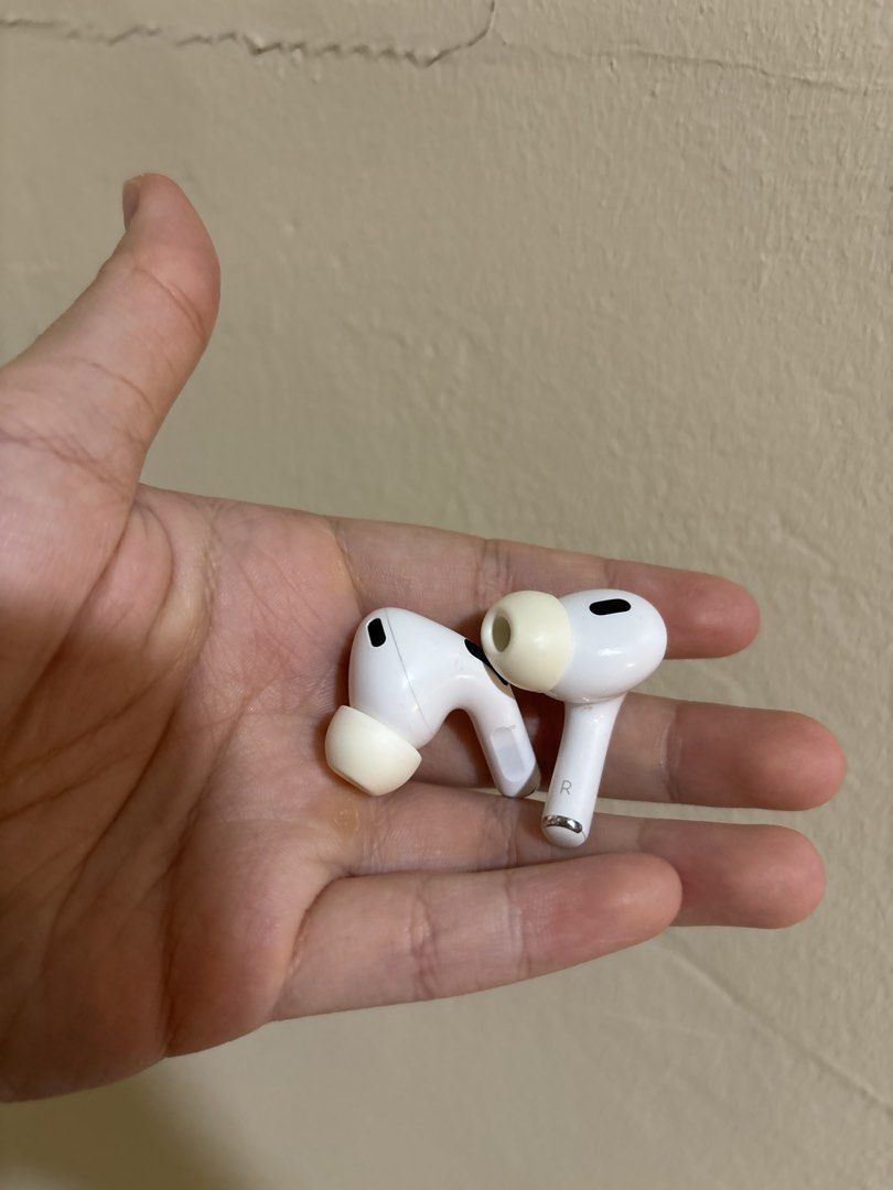 Apple AirPods Pro 2423125494740428801