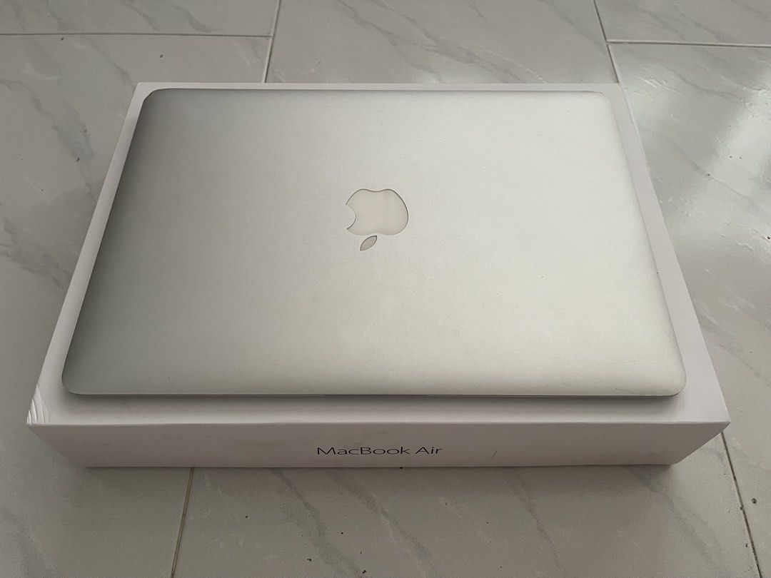 Apple MacBook Air 13-inch