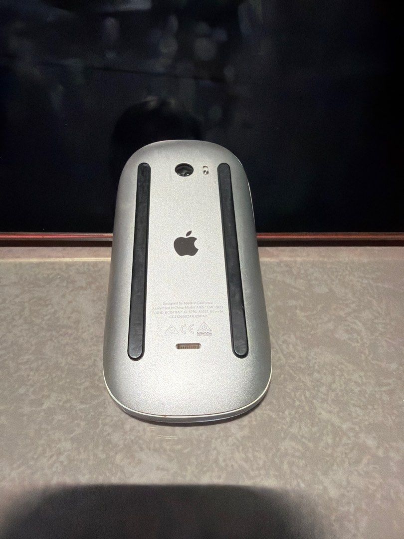 Apple Magic Mouse460530606912327681