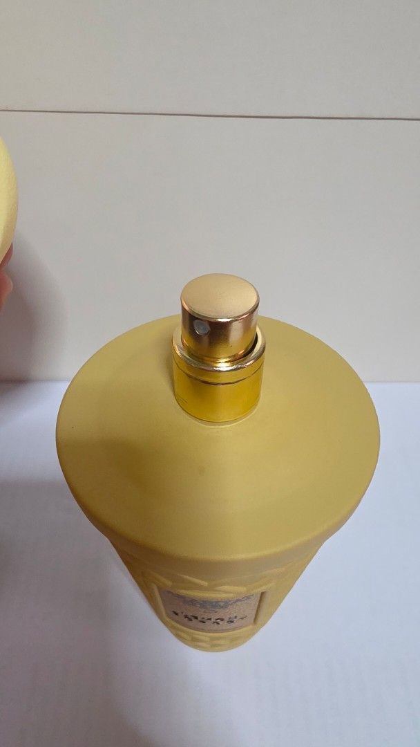 Arabiyat Lemon Sorbet Eau de Parfum (Category: Fragrance & Deodorants) located in Quezon City. Submitted by mintchoco000 (Listing ID 1431071629, Image 2). Description: - FSM, no box - rfs: decluttering, plus meron na po ako ng same scent - last price na po 😉 MOP: BPI/MAYA/GOTYME.