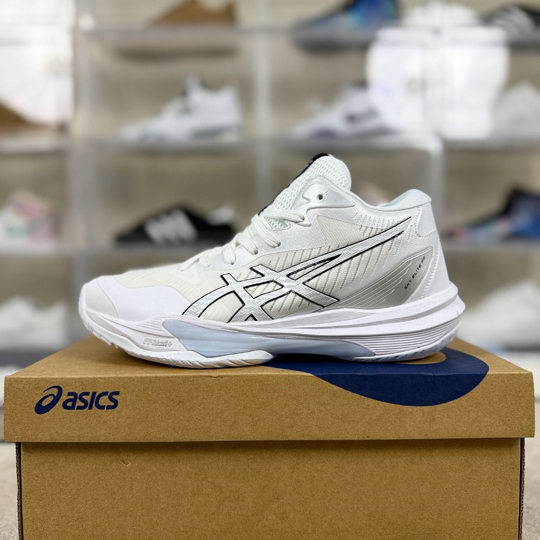 Asics Sky Elite FF 3 Training Shoes White (Category: Sneakers) located in Singapore. Submitted by samuelworld (Listing ID 1431048387, Image 9). Description: ✅ Full range of men’s & women’s sizes available ✅ Brand new, authentic, original packaging ✅ Real product photos provided ✅ 24/7 online service, feel free to consult ✅ For more styles, please send us a private me.