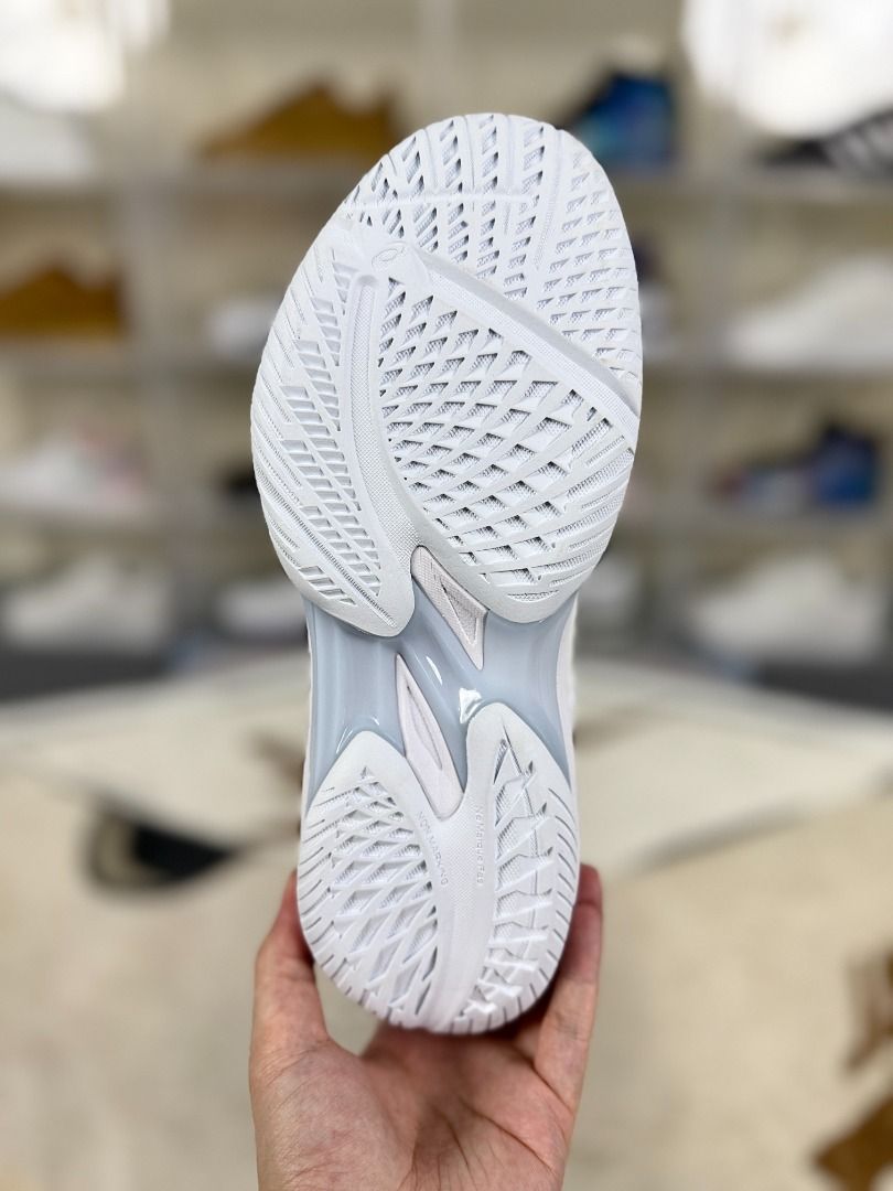 Asics Sky Elite FF 3 Training Shoes White (Category: Sneakers) located in Singapore. Submitted by samuelworld (Listing ID 1431048387, Image 6). Description: ✅ Full range of men’s & women’s sizes available ✅ Brand new, authentic, original packaging ✅ Real product photos provided ✅ 24/7 online service, feel free to consult ✅ For more styles, please send us a private me.