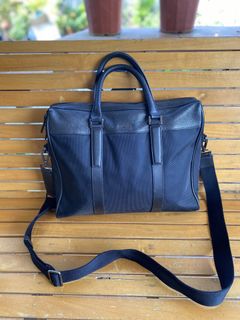 (Category: ) located in . Submitted by saveandstyleph (Listing ID 1431152658, Image 1). Description: .