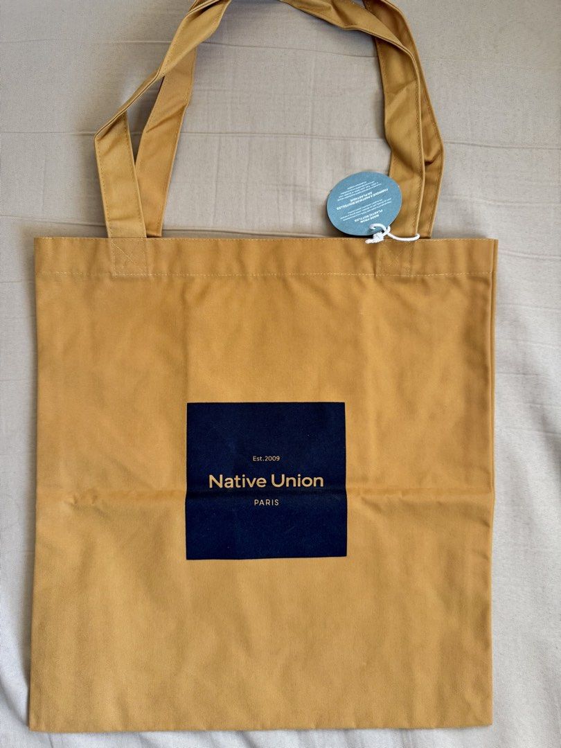 Beyond the Box Native Union Tote Bag (Category: Luxury Bags & Wallets) located in Paranaque City. Submitted by feonnaagito (Listing ID 1431035748, Image 2). Description: Beyond the Box Native Union Tote Bag (Color: Kraft) - Brand new ➡️ ₱1,500.