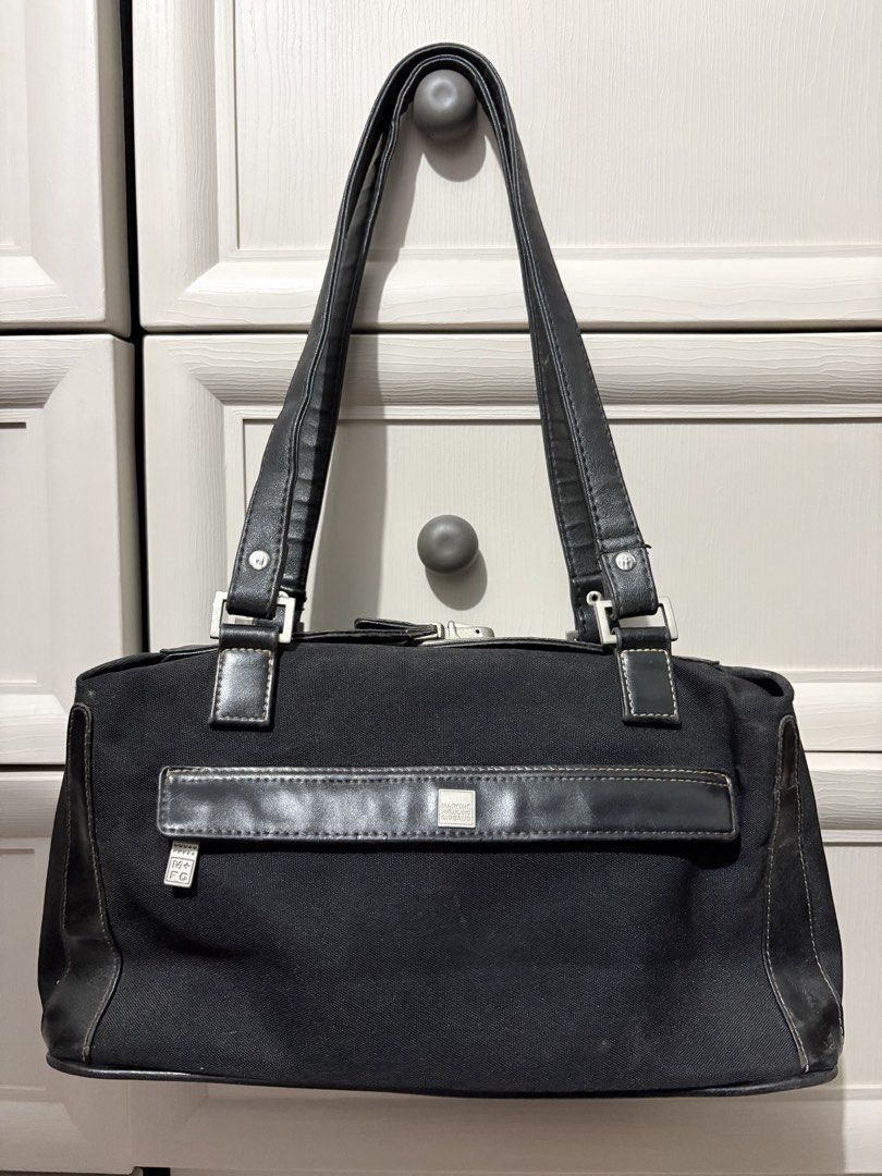 Black Handbag with Silver Accents (Category: Luxury Bags & Wallets) located in Manila. Submitted by jama_20 (Listing ID 1431161587, Image 1). Description: .