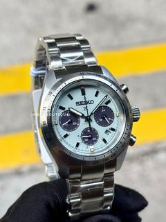 (Category: ) located in . Submitted by hour_boutique (Listing ID 1431024354, Image 1). Description: .