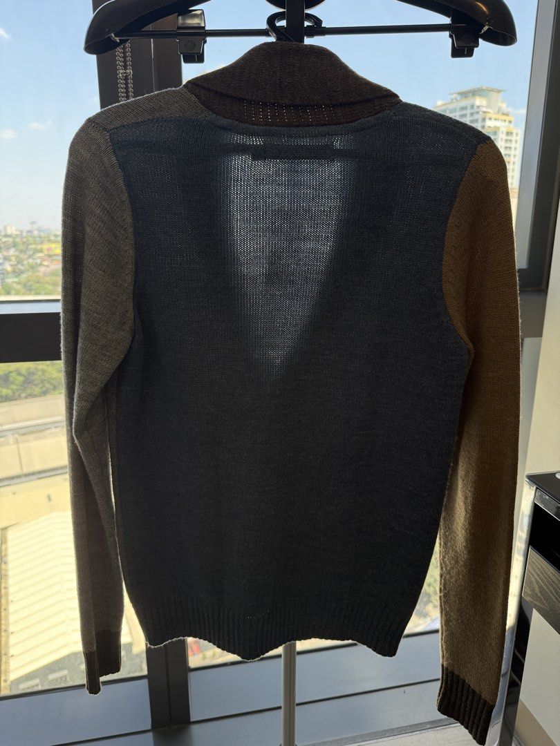 Brown and Blue Knitted Cardigan (Category: Coats, Jackets and Outerwear) located in Quezon City. Submitted by jfr18 (Listing ID 1431038762, Image 3). Description: - rfs: decluttering - unisex size: small (men’s) but can fit small-large for women’s (depending on fit).