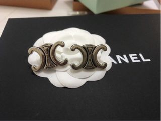 (Category: ) located in . Submitted by vintage.paradise_online.shop (Listing ID 1431046106, Image 1). Description: .