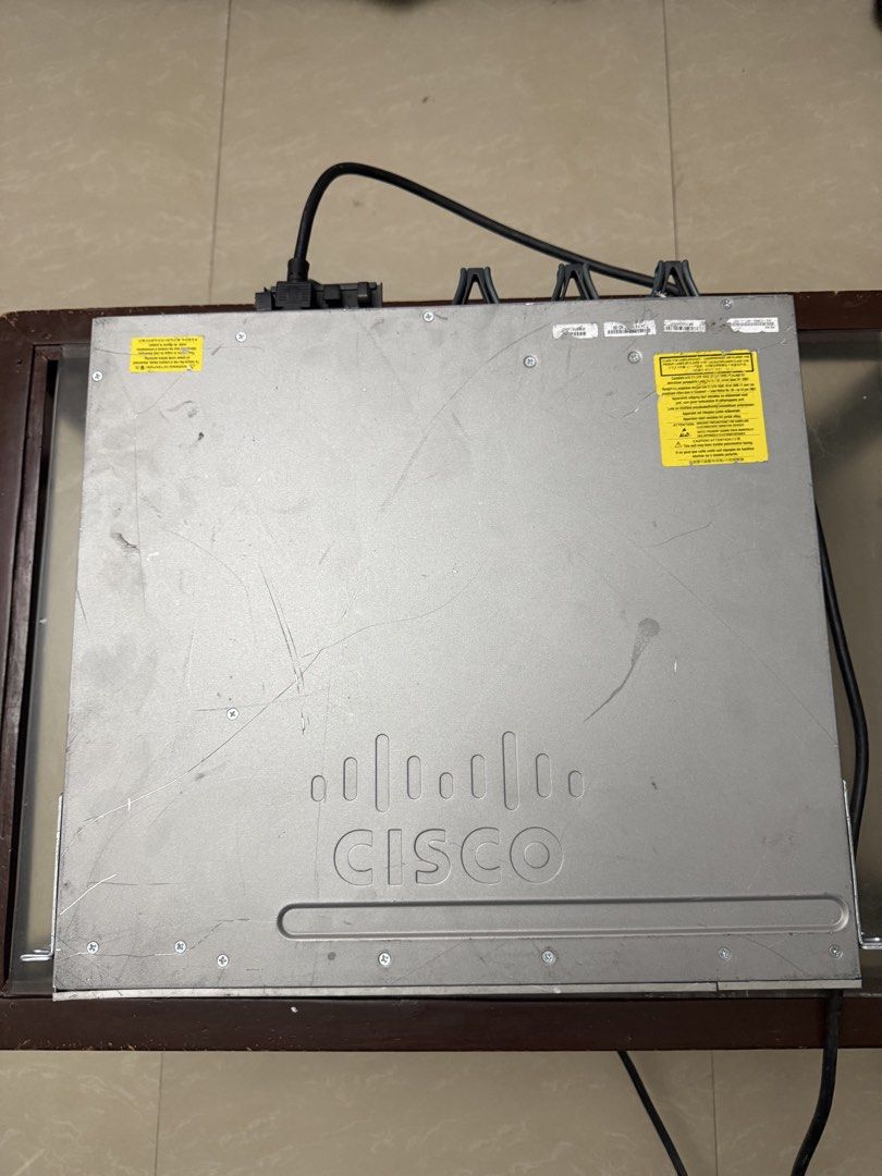 Cisco Catalyst 3850 Layer 3 Switch (Good for CCNA, CCNP, CCIE Training) (Category: Networking) located in Makati City. Submitted by zenkuuu (Listing ID 1431091553, Image 3). Description: 5300 each may bawas pa kung 2 or more kunin baka may need sa inyo no password, no issue unli test, unli reset prefer ko pick up niyo rito personal para matest lahat Makati City location ko.