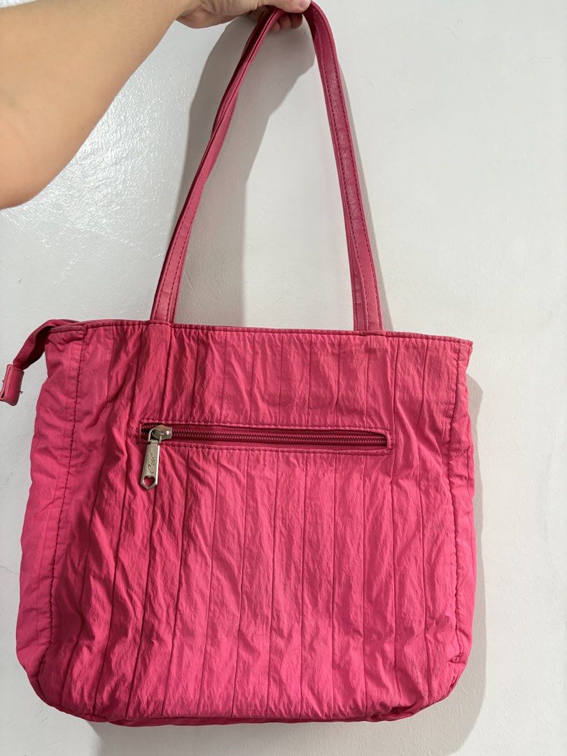 Cosé Pink Tote Bag (Category: Tote Bags) located in Manila. Submitted by jama_20 (Listing ID 1431161337, Image 2). Description: .