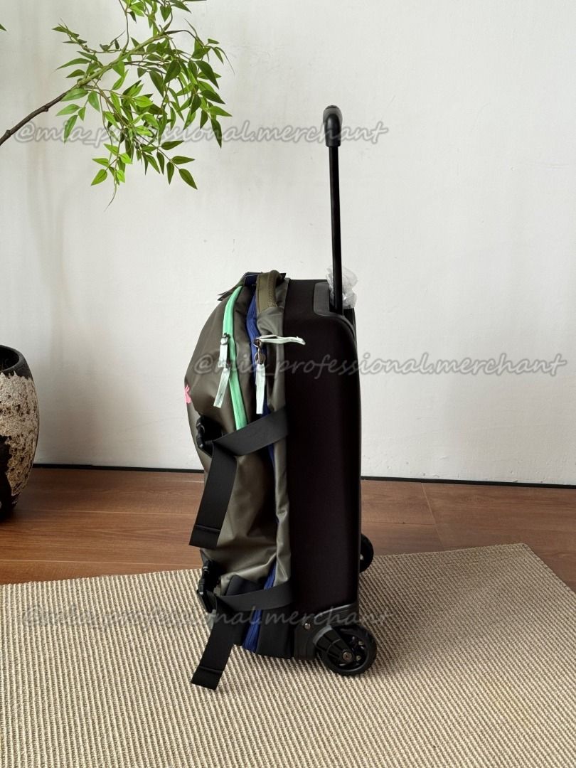 Cotopaxi Allpa Roller Bag 38L - Lightweight, Waterproof, Multifunctional Outdoor Travel Suitcase/Trolley Case (Alpaca Style) (Category: Luggage) located in Singapore. Submitted by pickplanet_sneaker_shirt (Listing ID 1431101245, Image 7). Description: Express delivery takes about 10-12 days to sg, Sorry for the urgent order. Products are continuously updated,Welcome to consult..