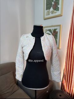 (Category: ) located in . Submitted by jo.apparel (Listing ID 1431063899, Image 1). Description: .
