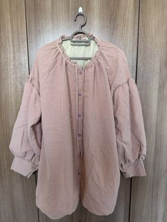 (Category: ) located in . Submitted by shopwithnar (Listing ID 1431042498, Image 1). Description: .
