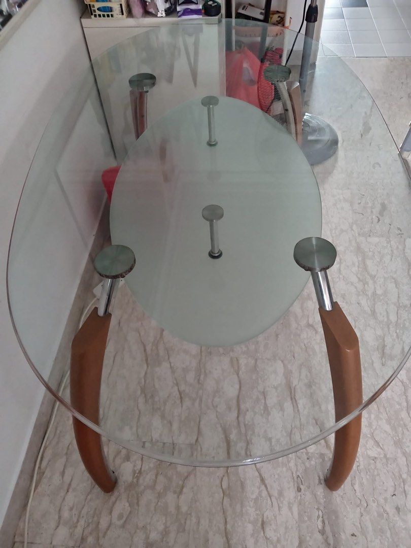 Dining Table (Category: Tables & Sets) located in Singapore. Submitted by simplylilthings (Listing ID 1430982102, Image 3). Description: Moving house so letting this go at $99 Need to dismantle Self arrange mover Fast deal, can negotiate .