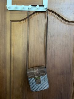 由 sherrywoo (刊登 ID 1431057426，圖片 1) 提交，位於 的 (類別：)，說明：。