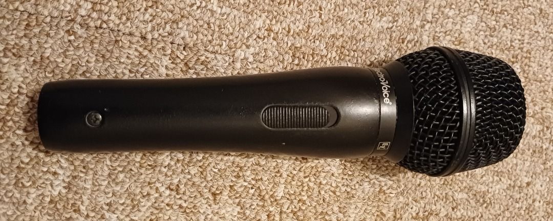 Electrovoice MC150 Dynamic Microphone423301388405329921