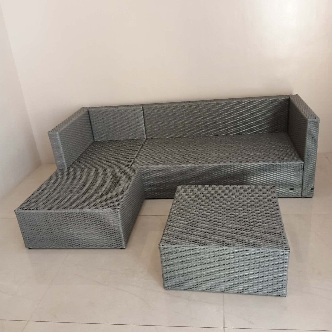 For Sale: Outdoor Sofa Set (Category: Sofas) located in Baliuag. Submitted by krizzy_kris02 (Listing ID 1431150626, Image 2). Description: may new stock synthetic Rattan brand new imported galing Ibang bansa may delivery charge via lalamove 🚚.