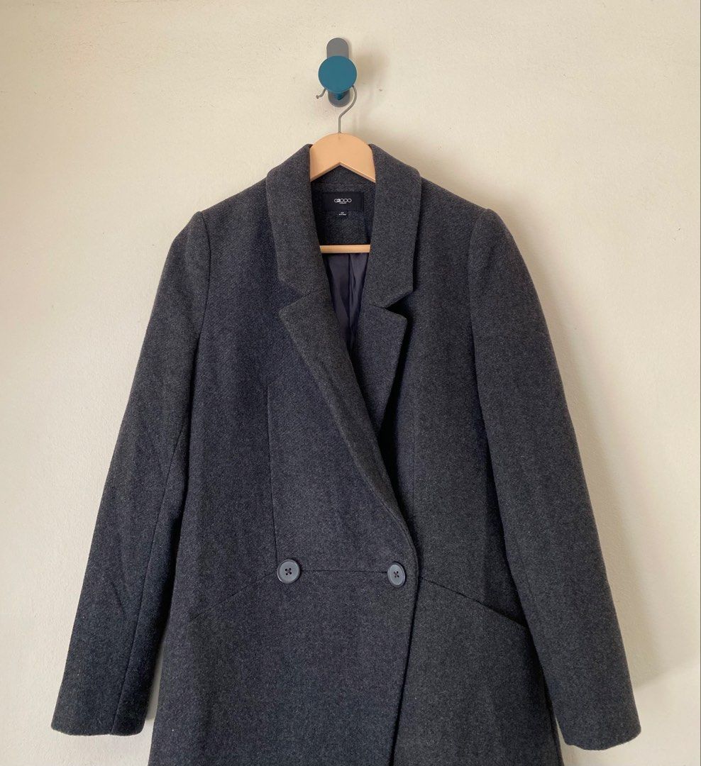G2000 Wool Gray Long Coat Jacket (Category: Coats, Jackets and Outerwear) located in Puerto Princesa. Submitted by finewearco (Listing ID 1430993802, Image 2). Description: Size on Tag : 32 fits XS Armpit laid flat : 18 inches Length: 33 inches 📌 Fixed Price ❕1 DAY RESERVATION ONLY PAYMENT: ✅Gcash ✅BPI SHIPPING OPTIONS: ✅ starts at 95 J&T Thanks.