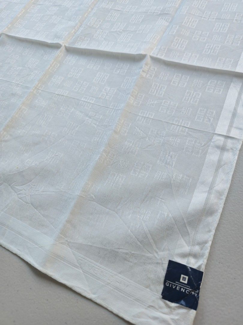 Givenchy Monogram Handkerchief (Category: Handkerchief & Pocket Squares) located in Iriga City. Submitted by thelinenarray (Listing ID 1431020170, Image 2). Description: 💯 Authentic BNWSticker - No flaws Cotton Measurement Approx.: 19x19inches FIX PRICE AT P340.