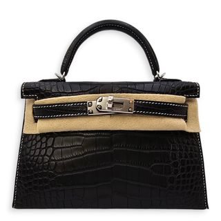 (Category: ) located in . Submitted by luxlexicon (Listing ID 1431067665, Image 1). Description: .