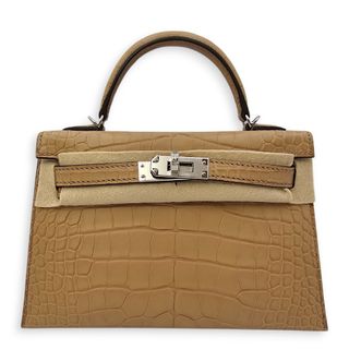 (Category: ) located in . Submitted by luxlexicon (Listing ID 1431066726, Image 1). Description: .