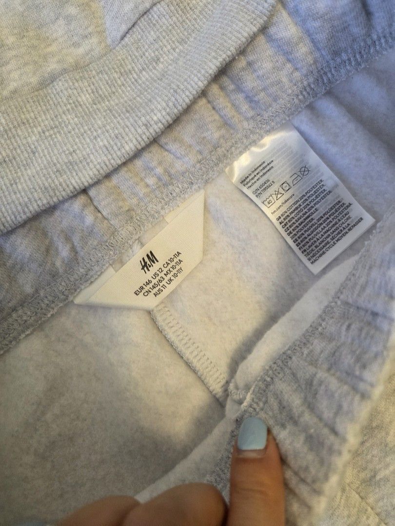 H&M Hoodie and Jogger set (Category: Babies & Kids Fashion) located in Cebu City. Submitted by memcy (Listing ID 1430991114, Image 3). Description: worn once only.