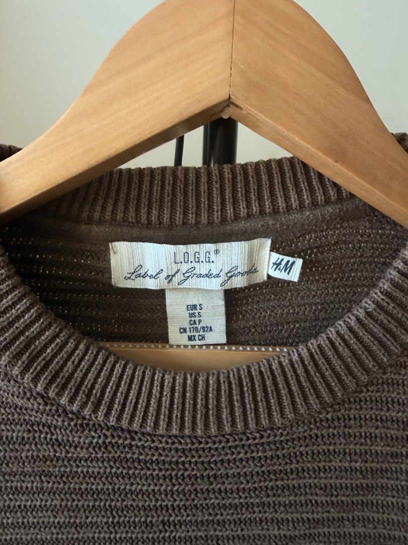 H&M L.O.G.G. Brown Sweater (Category: Coats, Jackets and Outerwear) located in Pasig City. Submitted by mbandco (Listing ID 1431052768, Image 1). Description: small on tags but cna fot up fo large.