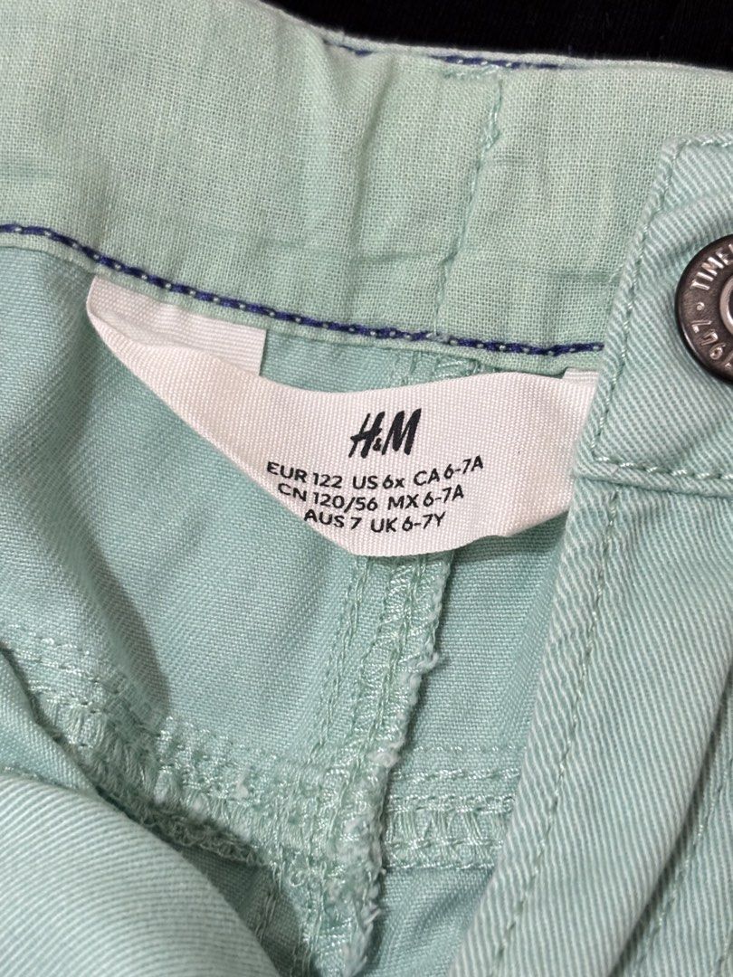 H&M Shorts for Kids (Category: Babies & Kids Fashion) located in Manila. Submitted by jiariv (Listing ID 1431018893, Image 2). Description: 6-7Y auth h&m no flaws can give discounts if getting 3 or more.