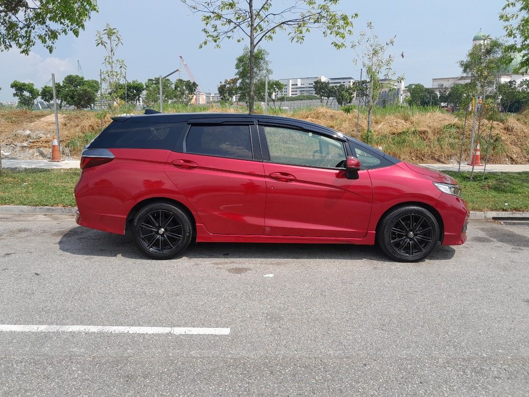 Honda Shuttle 1.5A G Honda Sensing Auto (Category: Used Cars) located in Singapore. Submitted by preciseauto (Listing ID 1431120752, Image 2). Description: 🔥🔥BOSS SAY ALL MUST GO CLEARANCE SALE🔥🔥 🚨CHEAPEST CARS IN THE MARKET🚨 🚘$500 DRIVEAWAY🚘 🏦LOWEST INTEREST FROM 1.48%🏦 🟢1 YEAR WARRANTY🟢 🔧FREE 1 YEAR SERVICING🔧 🏬 Vehicle 120 Points INSPECTION CHECK By In House Workshop BEFORE we put them for SALE 🚕 PHV Drivers Welcomed 🔁 High Tr