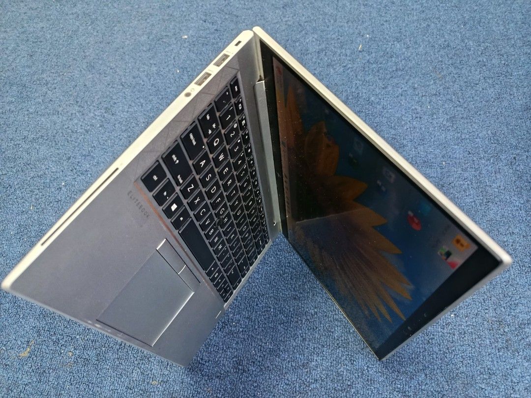 HP Ryzen 5 with graphics card RAM 8gb SSD 256gb 14