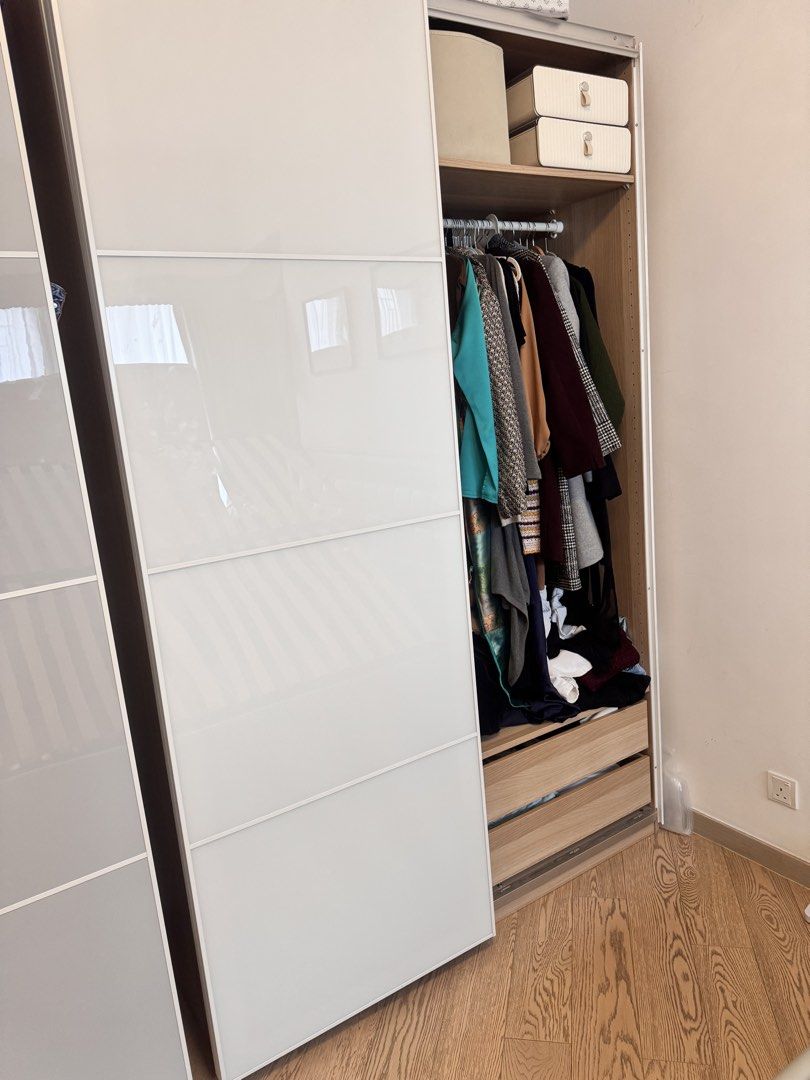 IKEA PAX Wardrobe with Sliding Doors, 傢俬＆家居, 傢俬, 櫃子、組合櫃及置物架 - Carousell