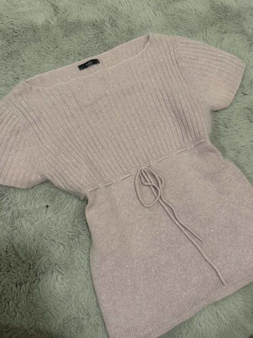 INÉD Pink Knit Top (Category: Sleeveless) located in Manila. Submitted by thepixieposse (Listing ID 1431014764, Image 2). Description: Ined japanese brand.