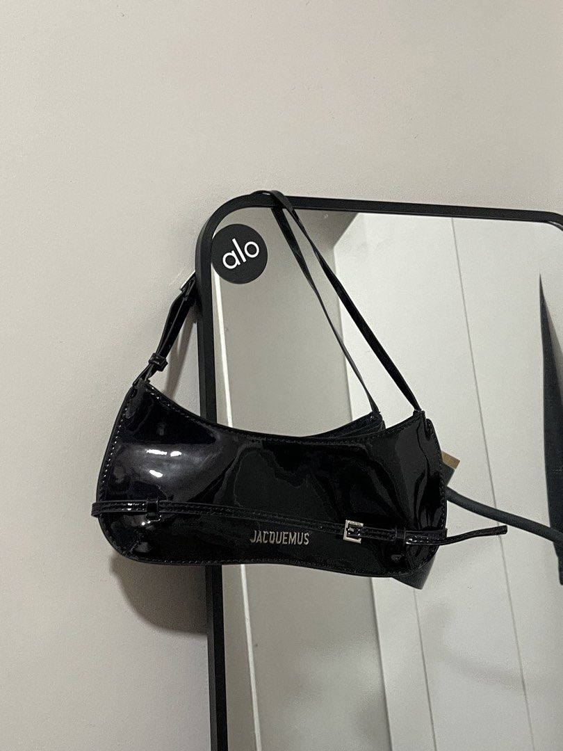 Jacquemus Bambino Le Bisou Bag (Category: Luxury Bags & Wallets) located in Manila. Submitted by ivywoc (Listing ID 1431139689, Image 1). Description: japan sourced used twice can do meetups if around manila buyer carries sf.