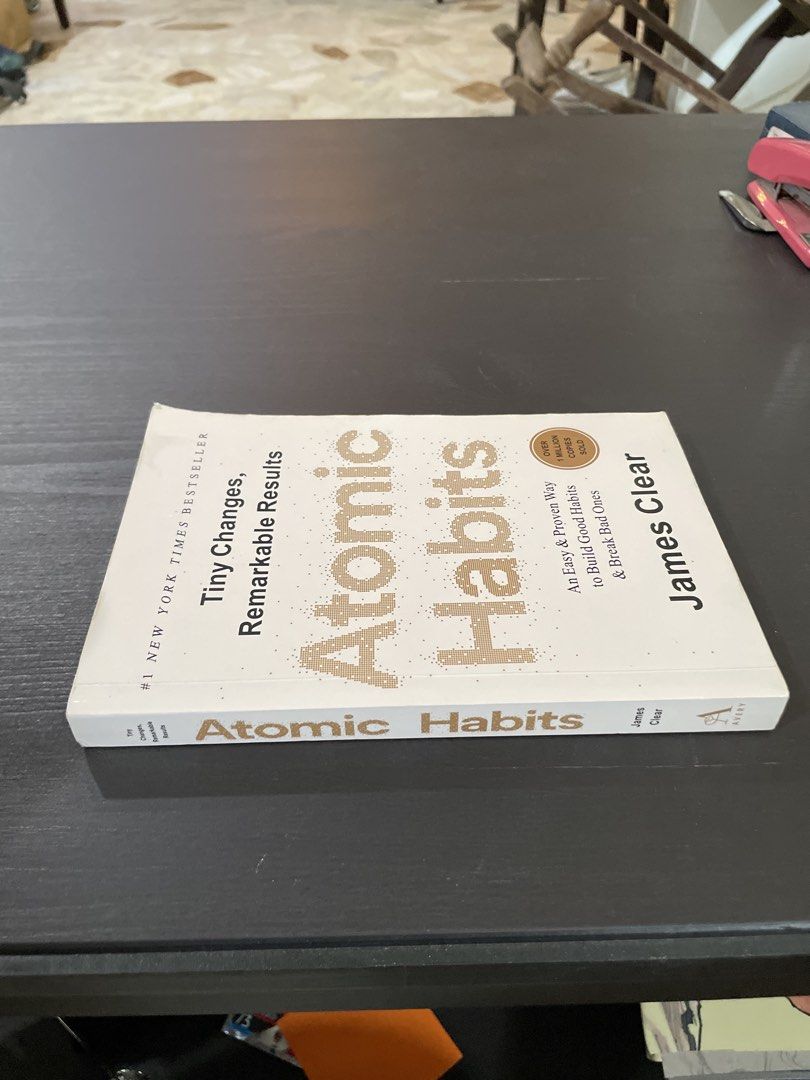 James Clear | Atomic Habits (Category: Storybooks) located in Las Pinas. Submitted by yourneighbortotoro (Listing ID 1430984683, Image 2). Description: 📘 James Clear | Atomic Habits ✨ Tiny changes, remarkable results — Build good habits and break bad ones with proven strategies 📚 Perfect for collectors of self‑improvement guides, lifestyle showcases, and productivity literature This Atomic Habits by James Clear is a #1 New York Times Bestseller