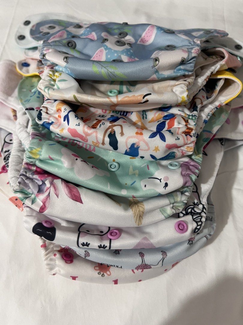 Juliana Cloth Diapers with Inserts (Category: Diapers & Baby Wipes) located in Quezon City. Submitted by yhenmie (Listing ID 1431001572, Image 3). Description: No stains No yellowing Very good condition .