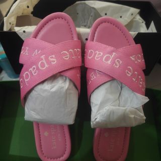 (Category: ) located in . Submitted by shopqueen_ (Listing ID 1431179369, Image 1). Description: .