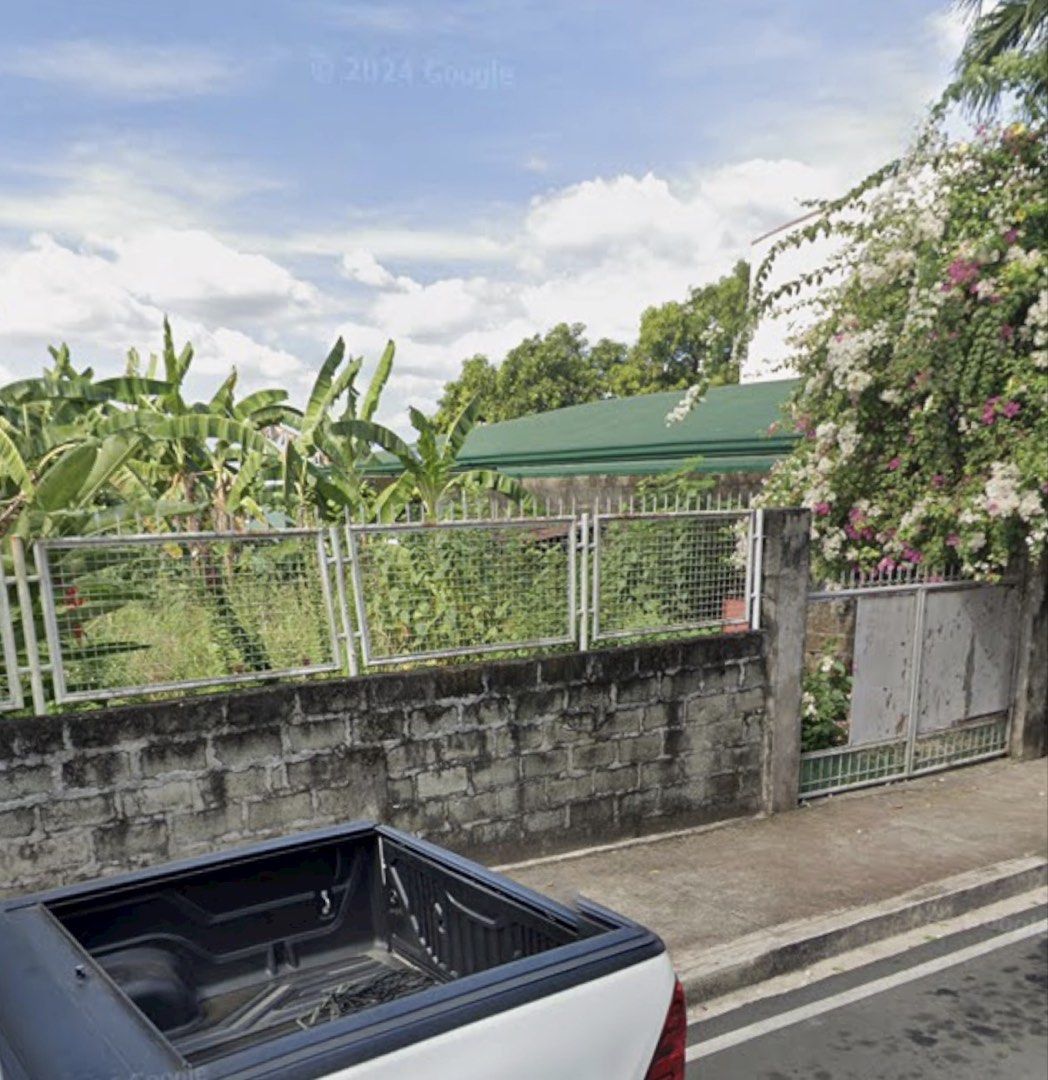 Lot for lease (Category: Lot) located in Manila. Submitted by chelsie_xel (Listing ID 1431099826, Image 3). Description: 264 sqm vacant lot available for lease. Ideal for parking area, vehicle storage, or small fleet parking. Spacious open lot with easy access. Suitable for long-term tenant or parking business. 📍 Lot area: 264 sqm 🚗 Ideal for: car parking, transport fleet, vehicle storage 📩 Message for inquiries and viewing schedule. #ParkingL
