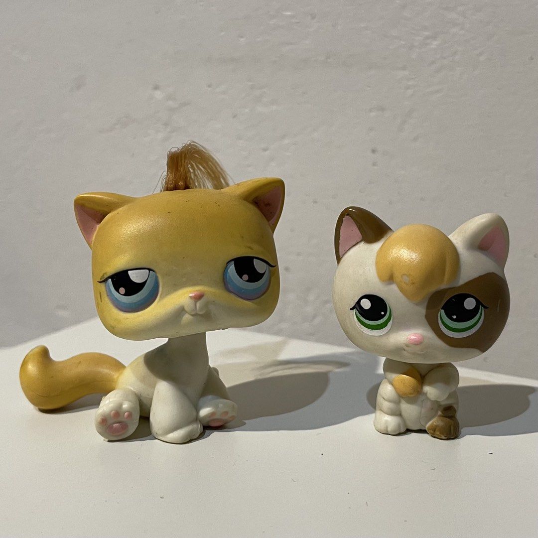 LPS Cats (Category: Figurines & Statues) located in Quezon City. Submitted by bunni.closet (Listing ID 1430998451, Image 1). Description: LPS Shorthair Cat #42 & LPS Calico Cat Kitten #1461 Vintage littlest pet shop toy - DM me for more pictures - please manage your expectations, these are preloved pieces :) .