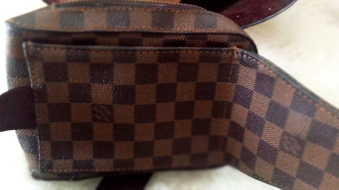 LV geronimo (Category: Luxury Bags & Wallets) located in Alburquerque. Submitted by blueberryblue2025 (Listing ID 1431058860, Image 2). Description: lV body bag geronimo original with serial number..pm.