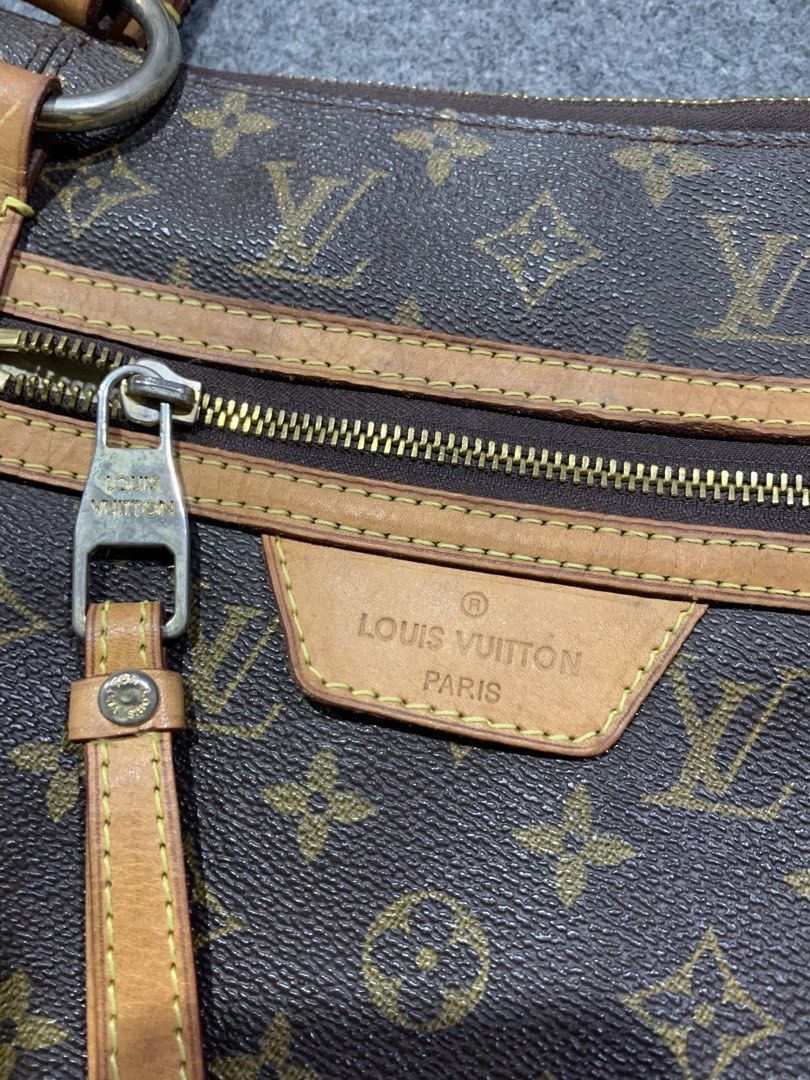 LV TOTE KILI BAG (Category: Luxury Bags & Wallets) located in Lapu Lapu. Submitted by fellasgallery11 (Listing ID 1431122697, Image 3). Description: LV TOTE KILI BAG 14 length 17 width No issues or flaws.